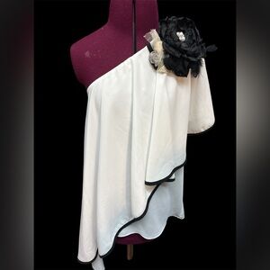 Unique one shoulder white black flowy blouse top shawl removable floral pin M